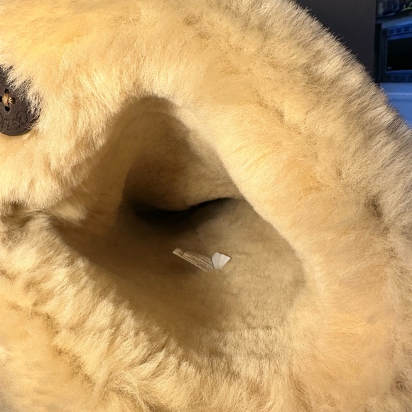 UGG Over The Knee Bailey Button Bomber Boots Chestnut 3172 Size 8 - Picture 4 of 7